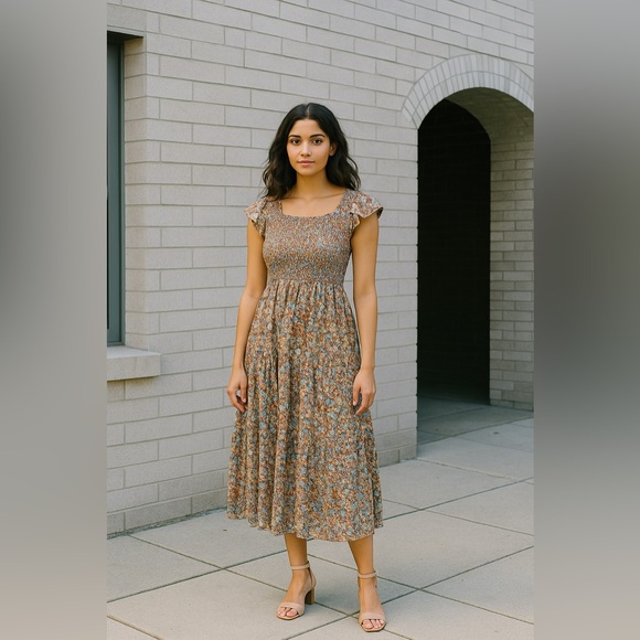 Dresses & Skirts - 💙2/$10 Floral Dress with Pockets